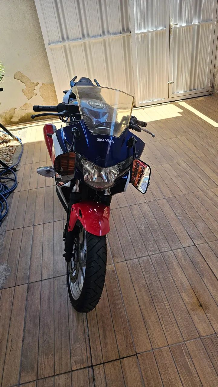 CBR 250 R EM OTIMO ESTADO - Foto 2
