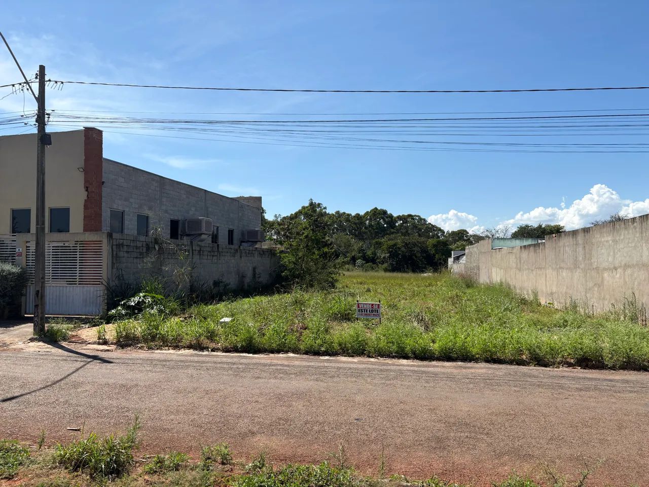 Lote Comercial com  boa localização 