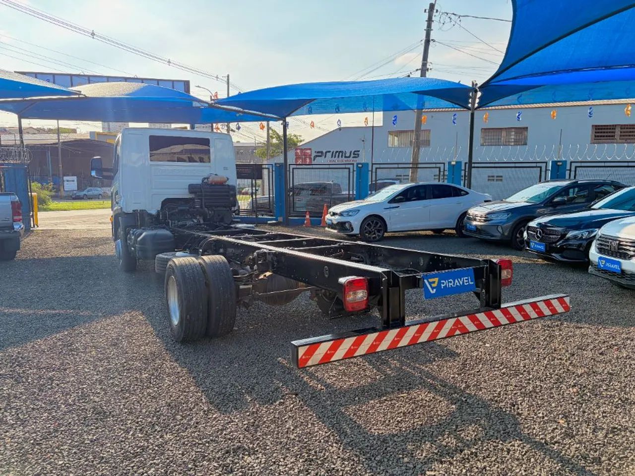11-180 Delivery DRC 4X2 AUTOMATICO - Foto 4