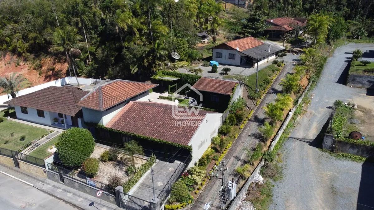 Casa com 183m² em Massaranduba, SC - Foto 2