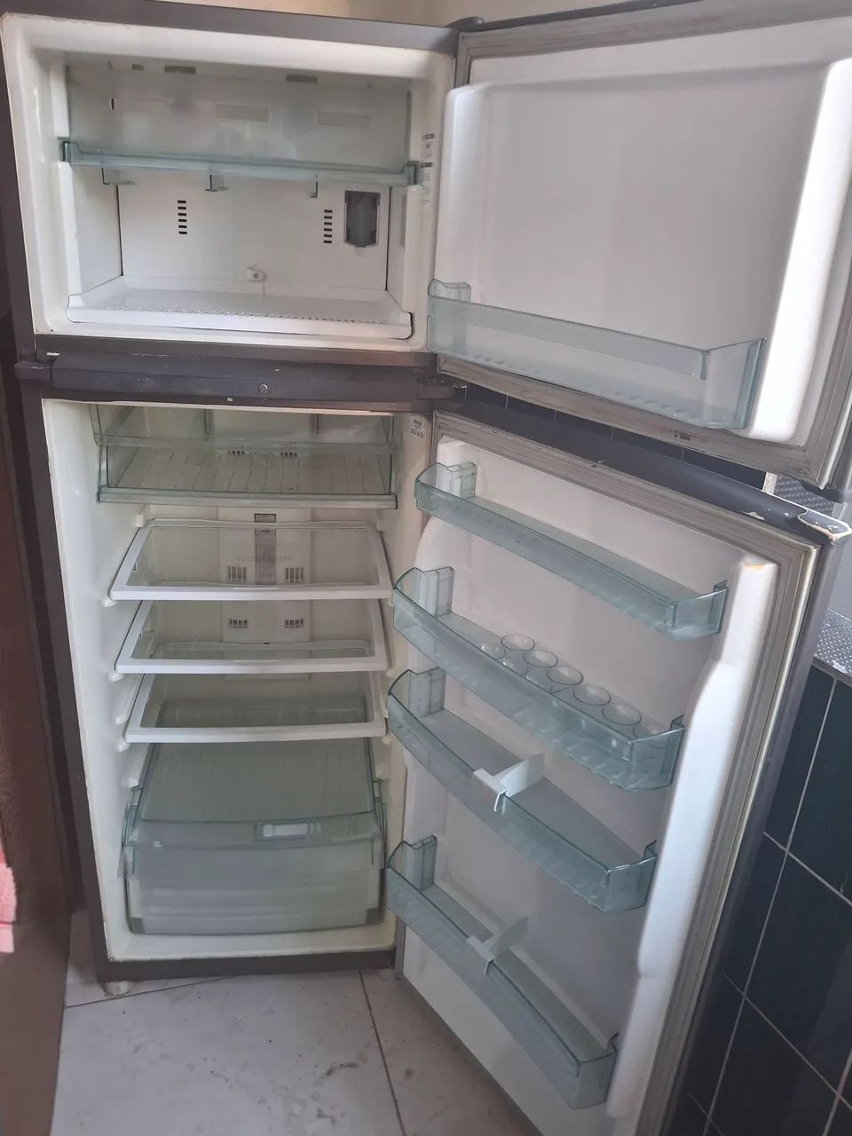 Vende-se geladeira Brastemp 