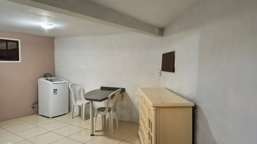 Kitnet no Saco Grande - Incluso Água, Luz e Internet - Foto 2
