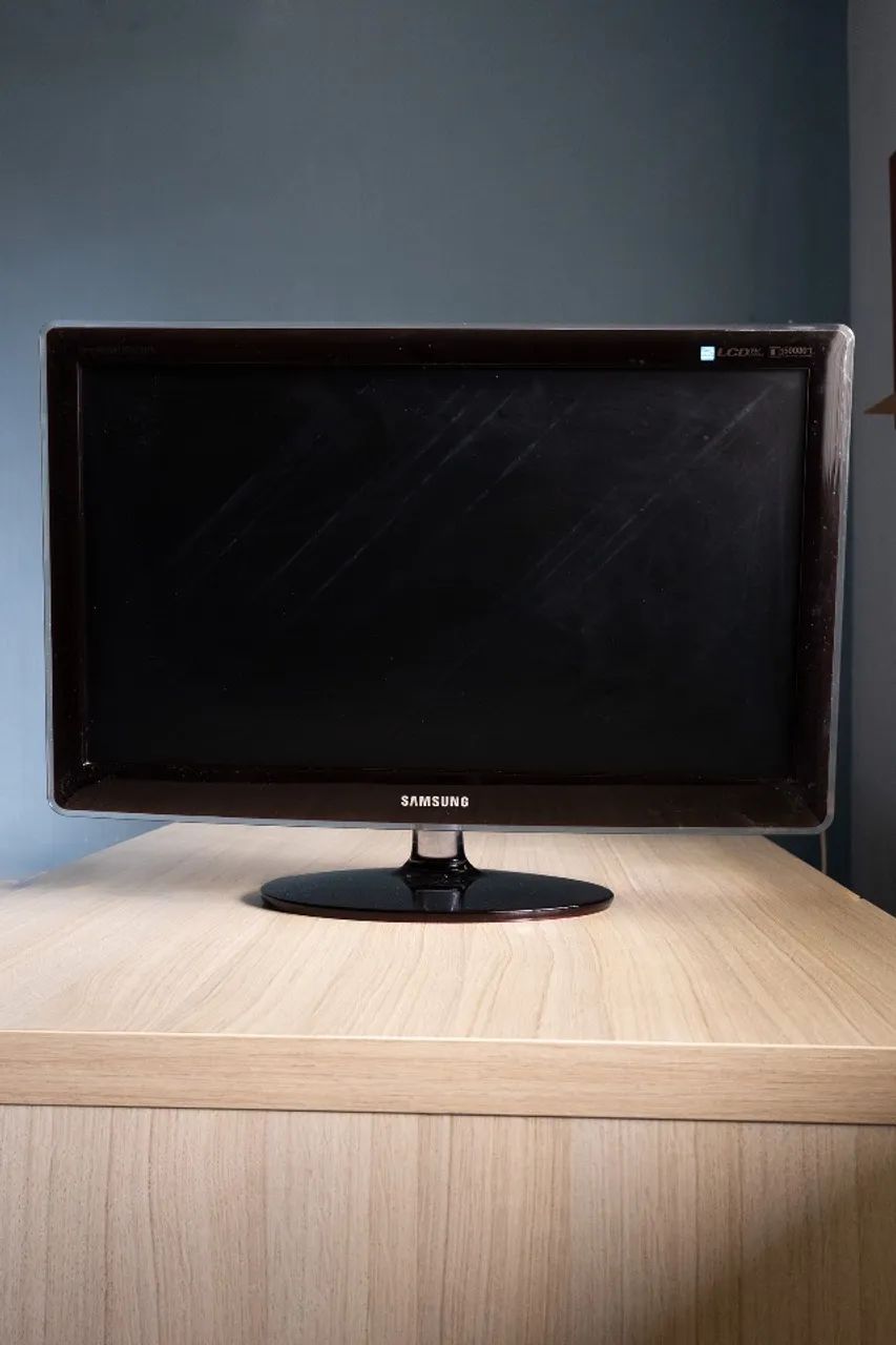 Monitor Samsung LCD 24'