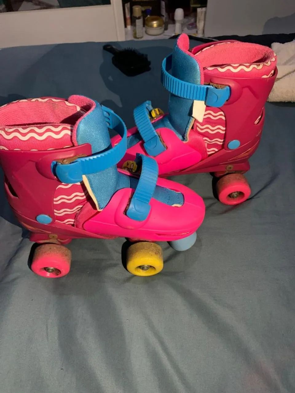 Patins 4 rodas com proteção  - Foto 2