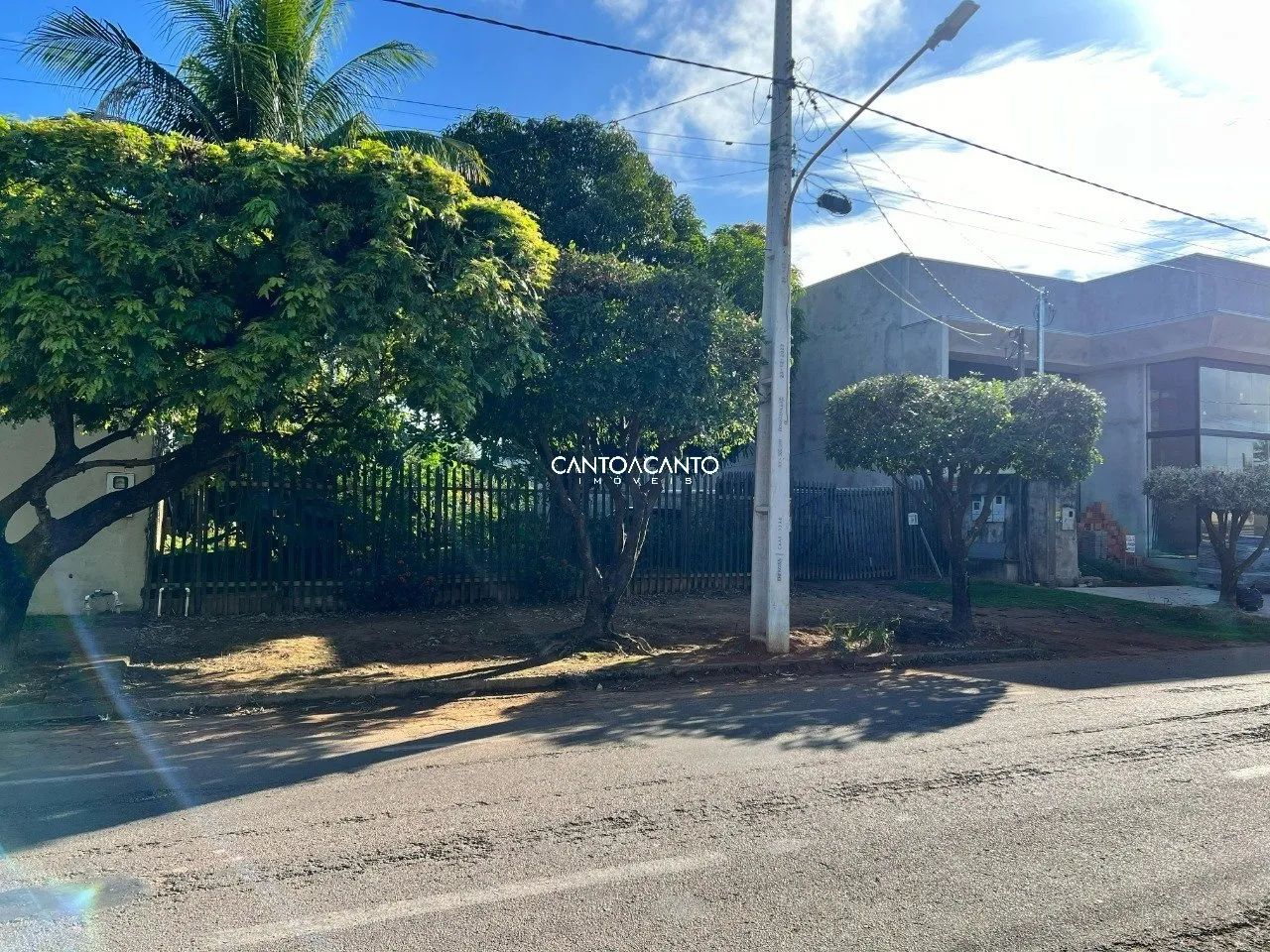TERRENO AVENIDA FLAMBOYANTS - Foto 2