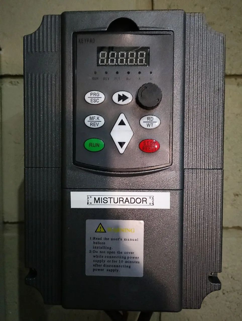 Serviços e montagem elétrica 