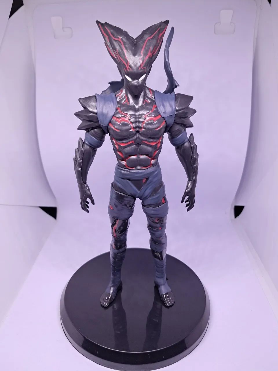 Action Figure One Punch Man - Garou 21cm - Foto 4