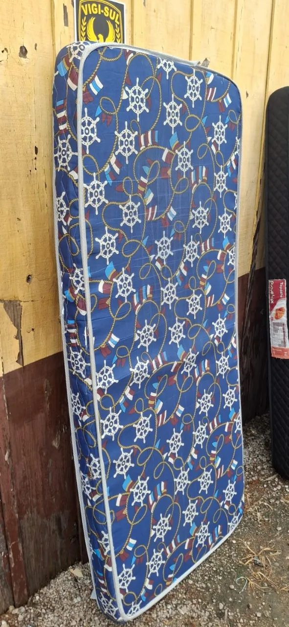 Colchão azul de solteiro estampado. - Foto 2