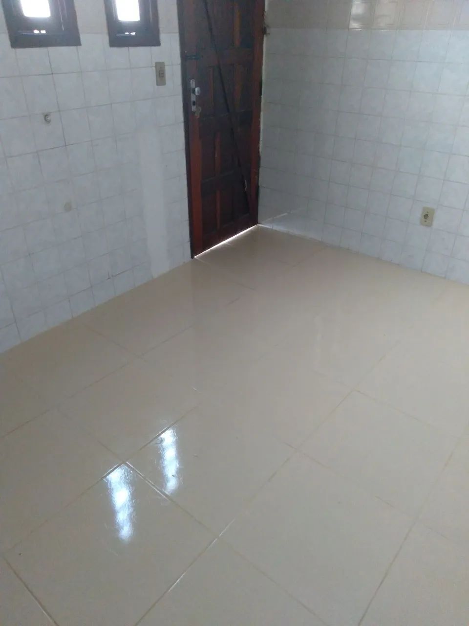 Alugo 1/4 e sala em Piata - Foto 4