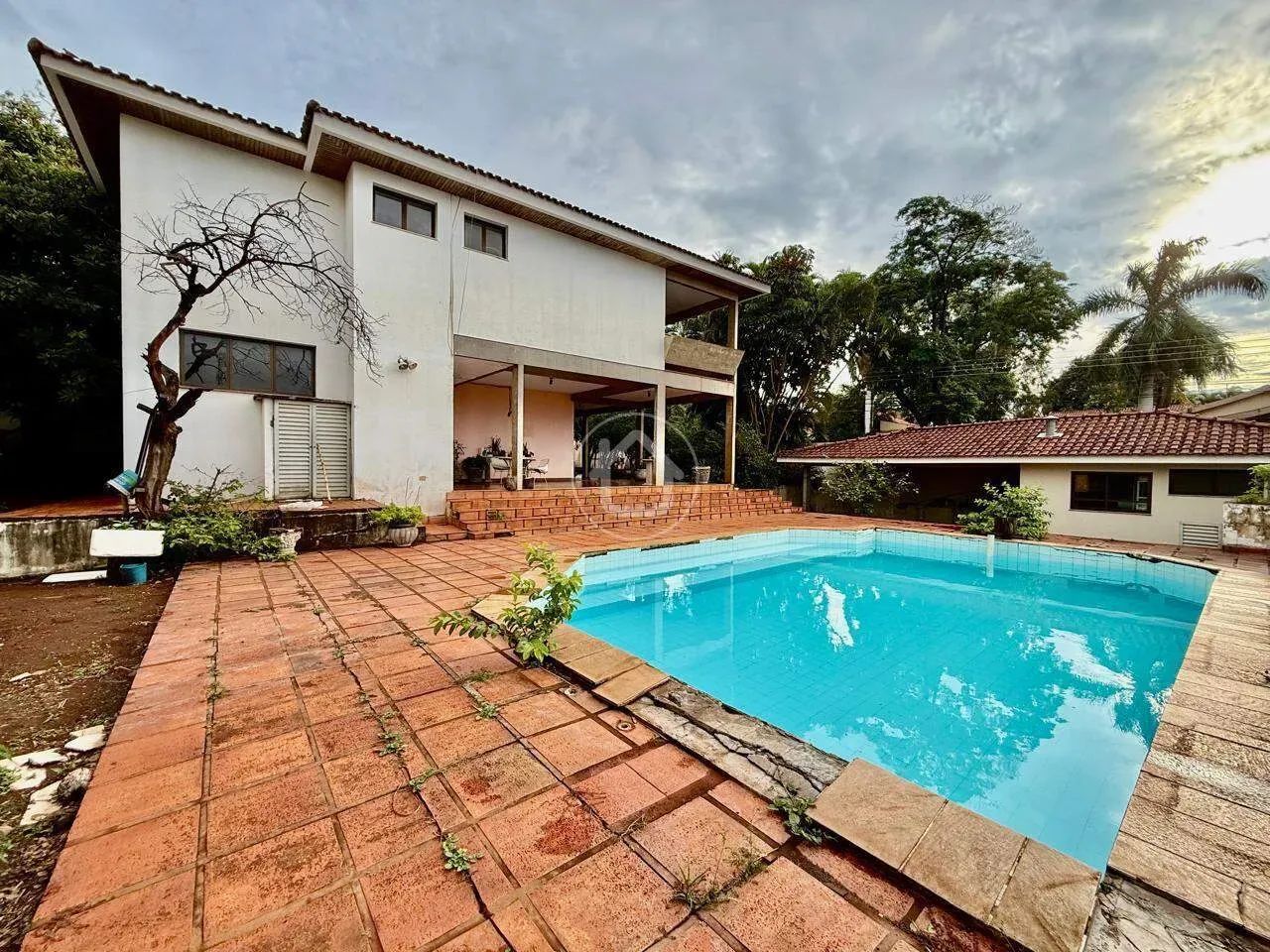 IMÓVEL ESPAÇOSO E PERFEITO PARA VALORIZAÇÃO - Foto 2