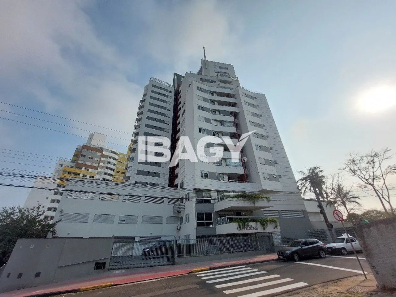Excelente Apartamento 3 dormitório(s) em Capoeiras - Florianópolis