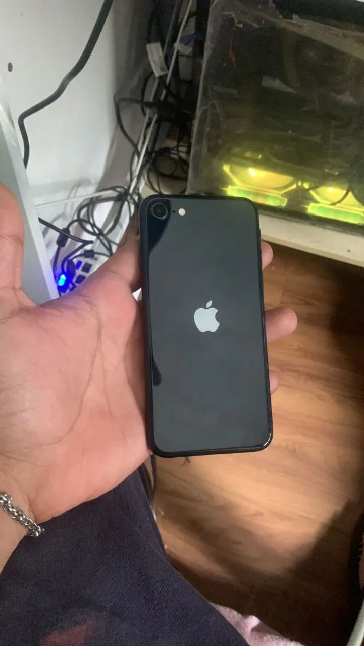 iPhone se 2° geração 