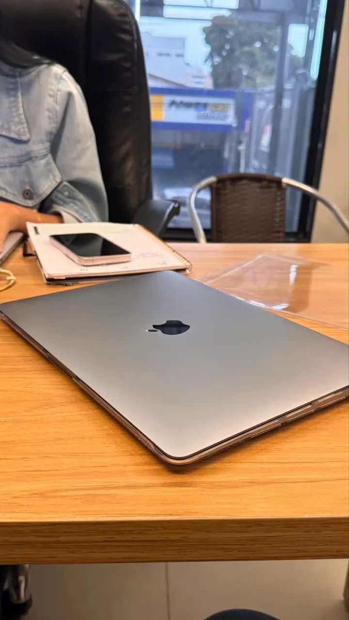Macbook Air 2019 i5 16/256 Perfeito estado - Foto 3