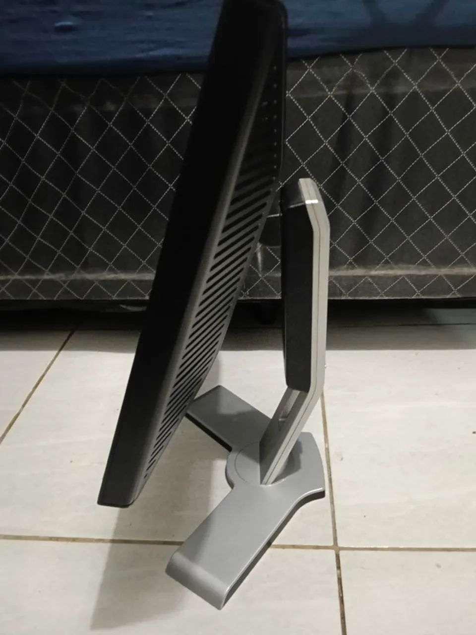 Monitor da Dell quadrado funcionando normalmente  - Foto 2