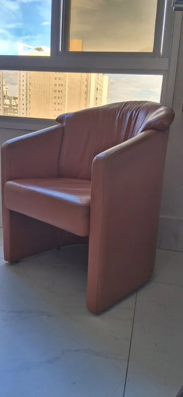 Poltrona de Couro Legítimo  - Foto 3