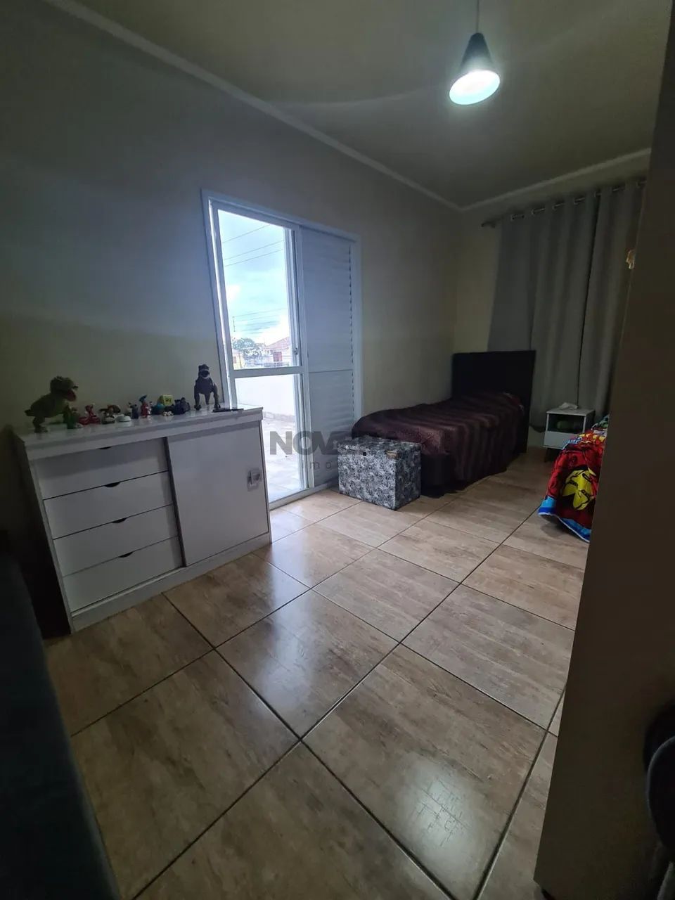 Prédio comercial e residencial em rua movimentada próximo ao Krolow - Foto 4