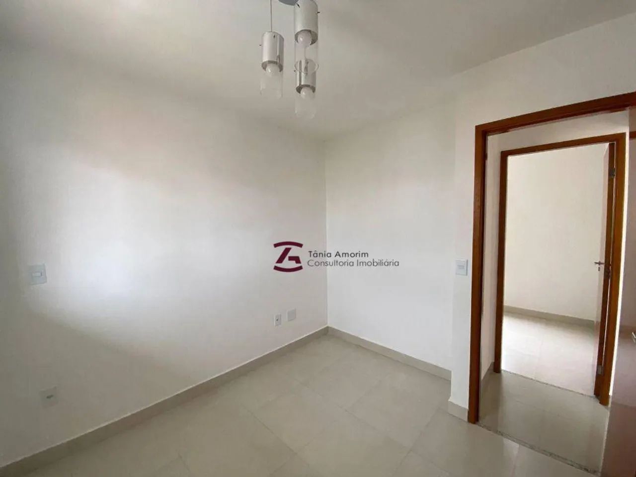 Apartamento no Edifício Firenze, 2 quartos, 1 vaga. Próximo ao Metrô. - Foto 3