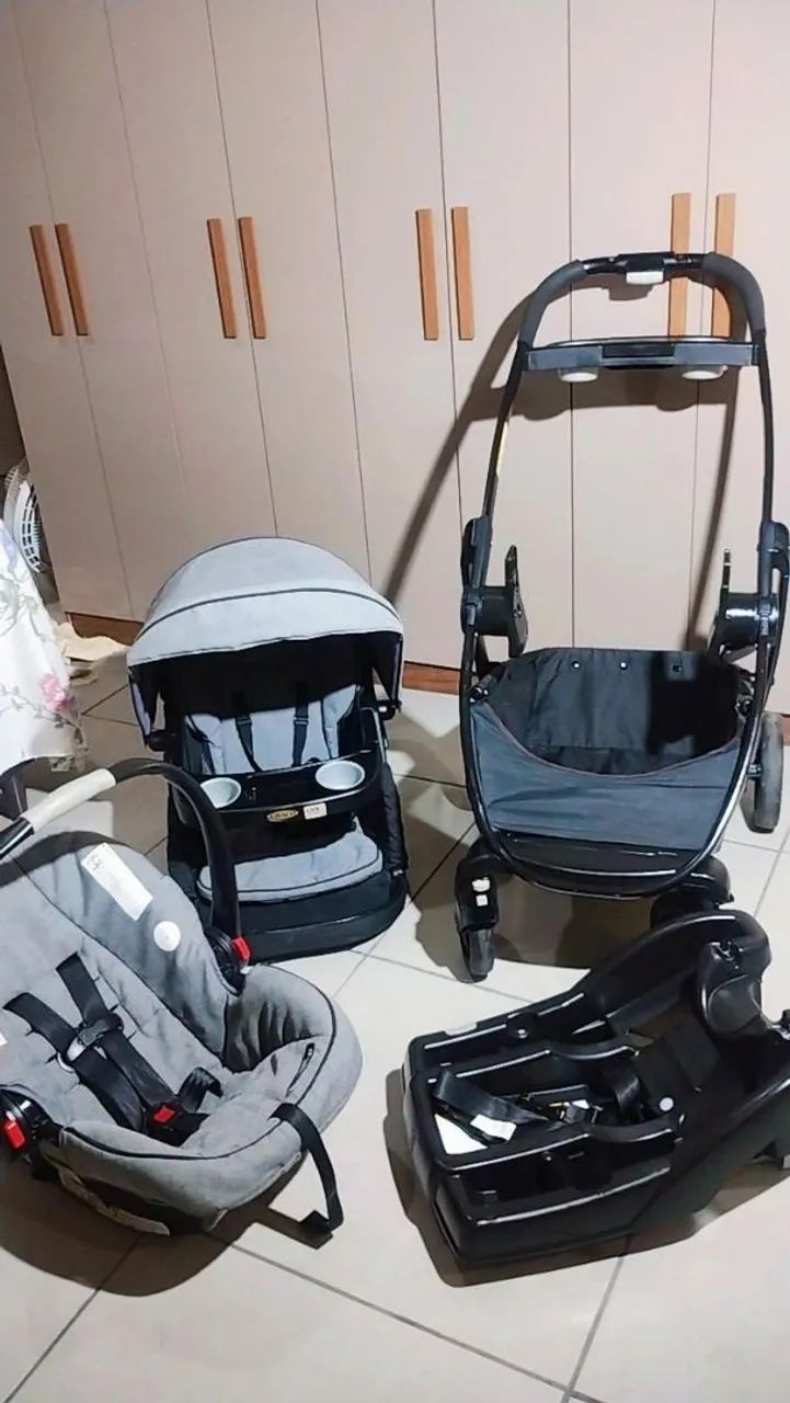 Carrinho + bebe conforto importado