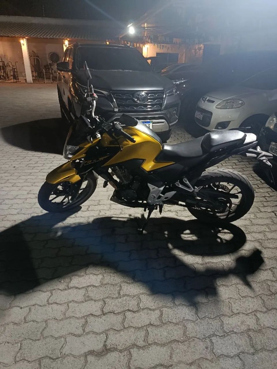 Honda Cb300F - Foto 3