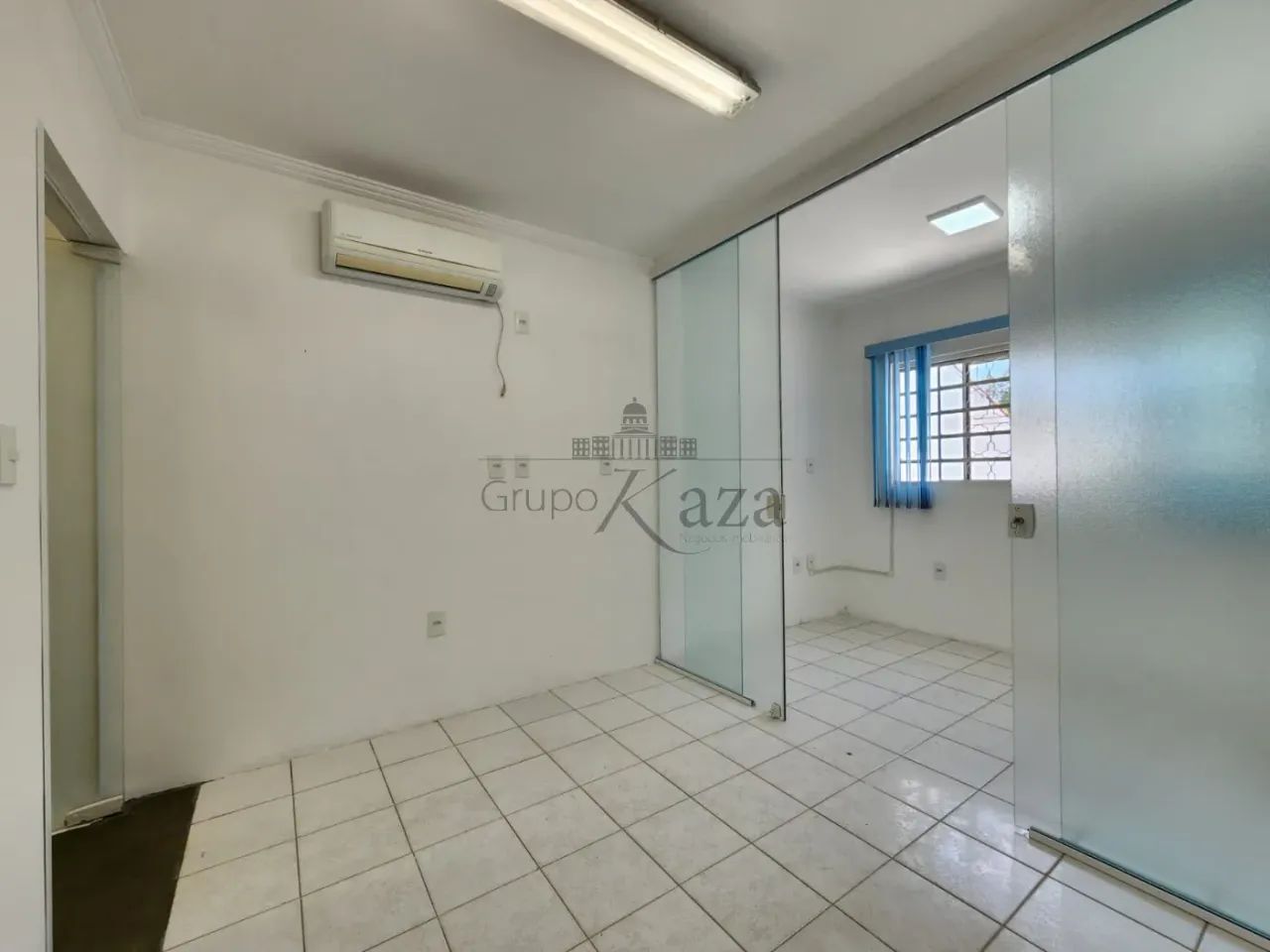 Casa Comercial - Bosque dos Ipês - 3 Dormitórios - 65,95m². - Foto 4