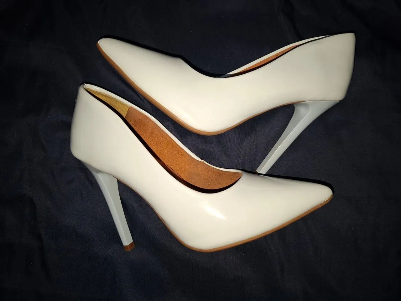 Scarpin novo sem uso , n 39