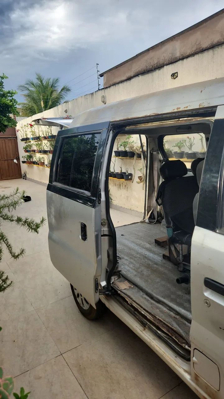 Vende se Mine Vanzinha Towner Rafei 2012 - Foto 3