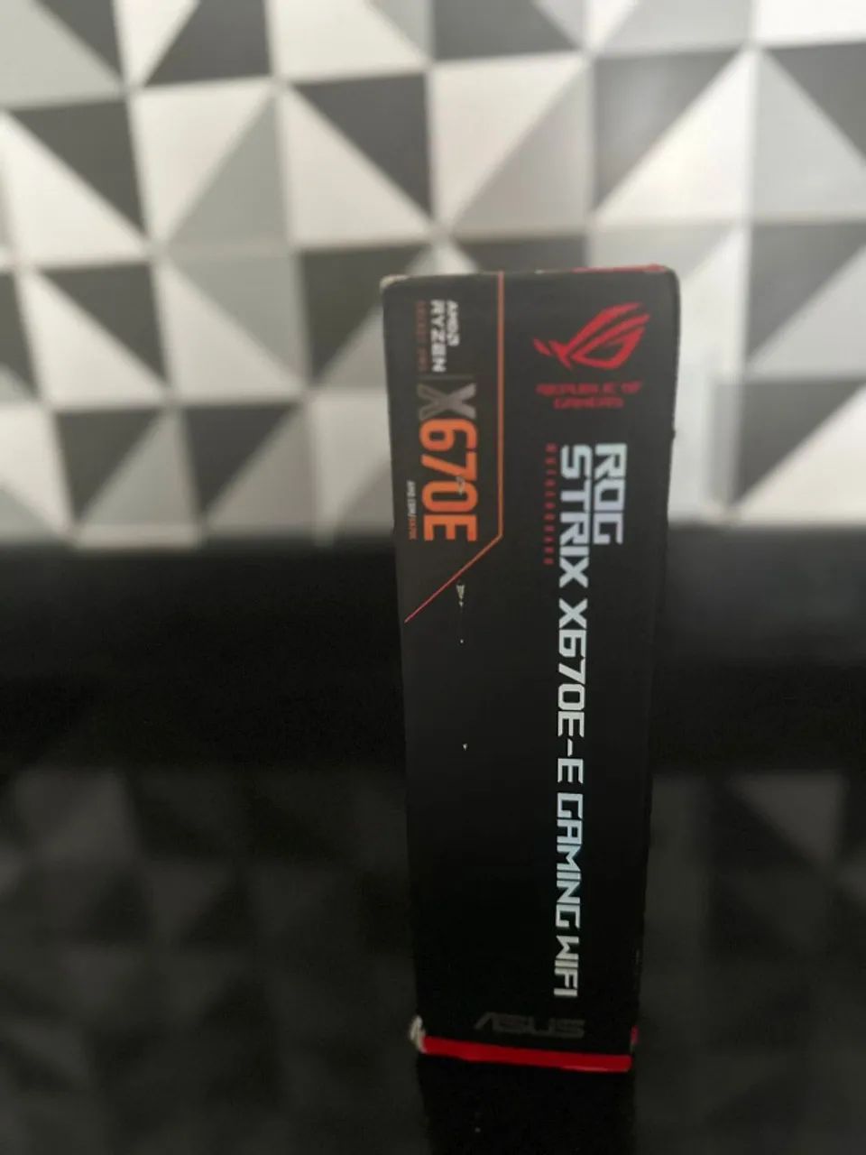 Placa Mãe Asus Rog Strix Gaming Wifi X670e-e - Foto 4