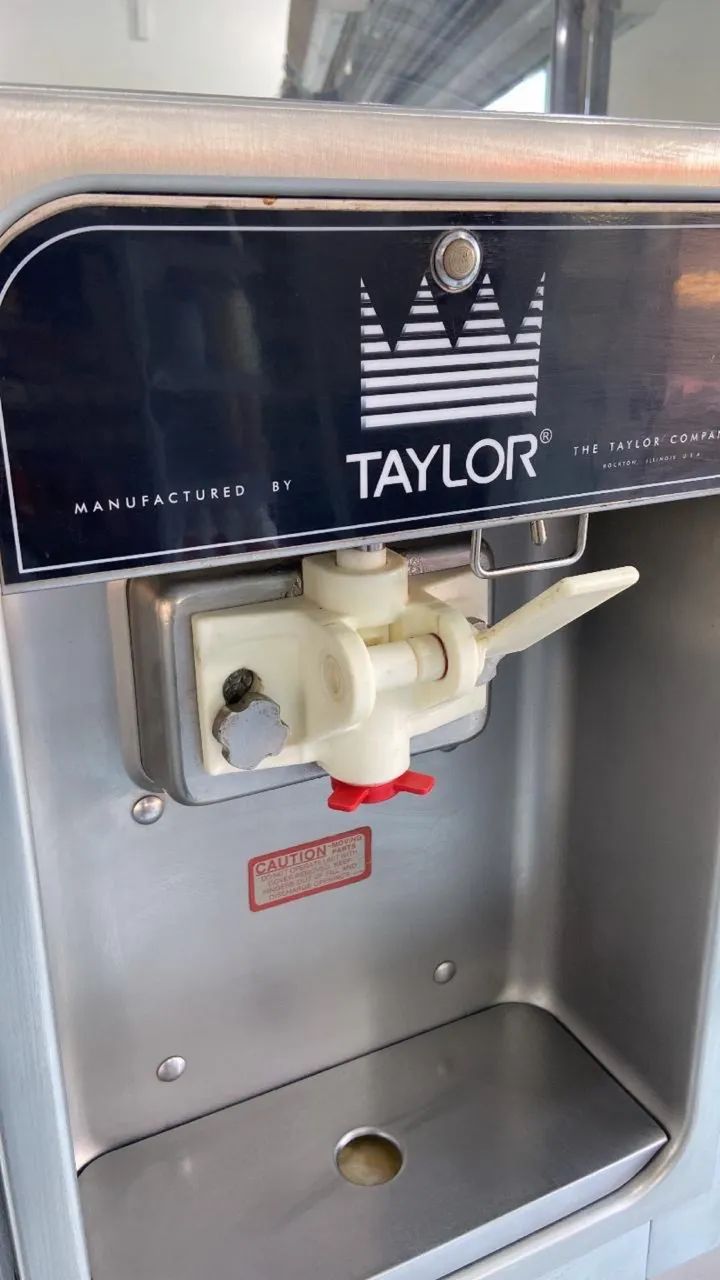 Máquina de Sorvete Soft TAYLOR 152 - Foto 5