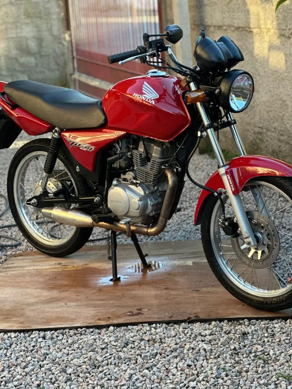 Titan 150  - Foto 2