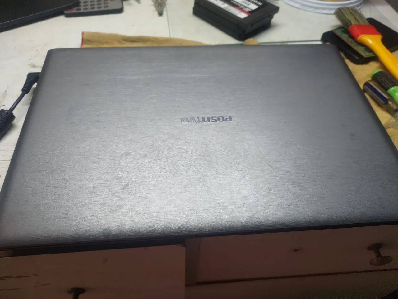 Notebook positivo liga mas não da imagem  - Foto 5