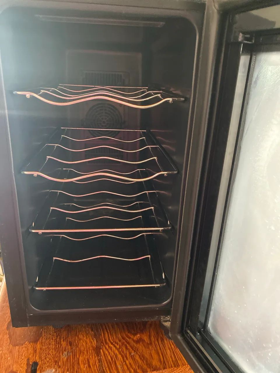 Adega de vinho/ bebidas - Foto 4