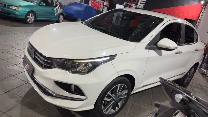 Fiat Cronos Precision 1.3 16V Flex Aut. 2023 - Foto 4
