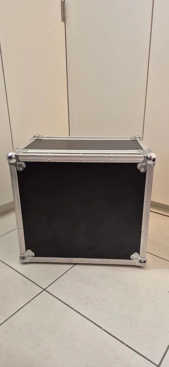 Mixer Digitall Behringer XR18 com Case, Régua de energia e Roteador. - Foto 4