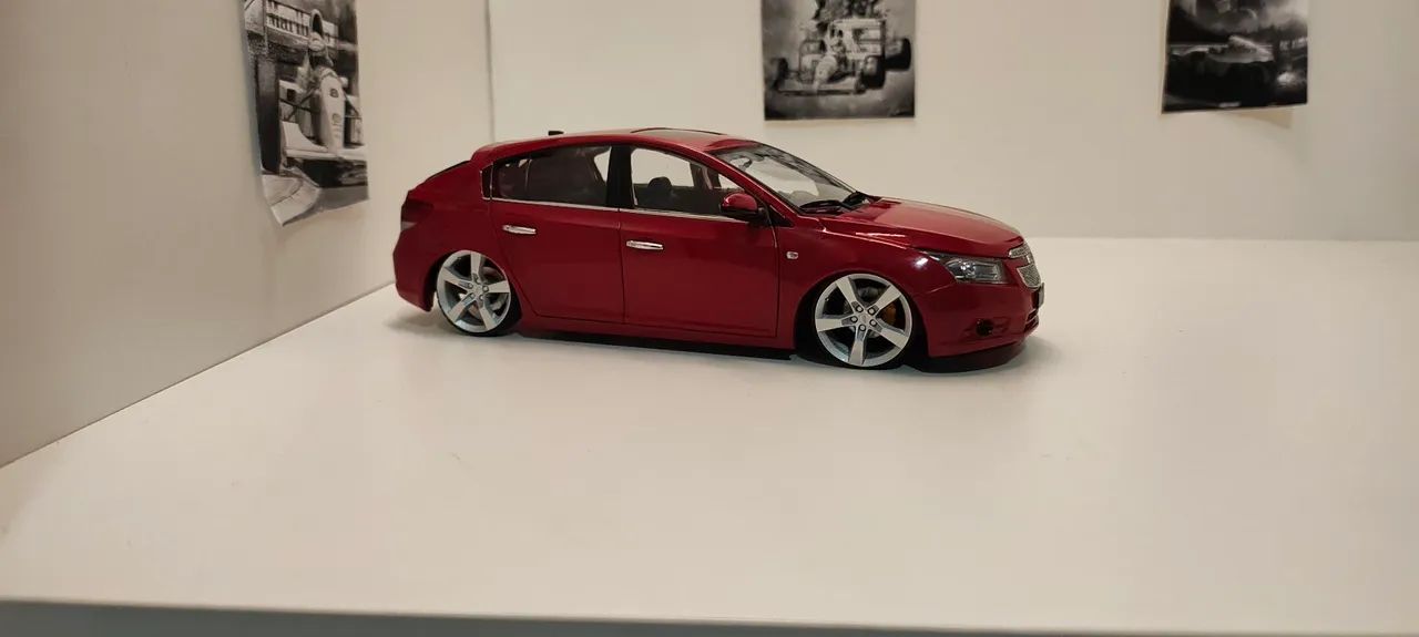 Miniatura de carro cruze 