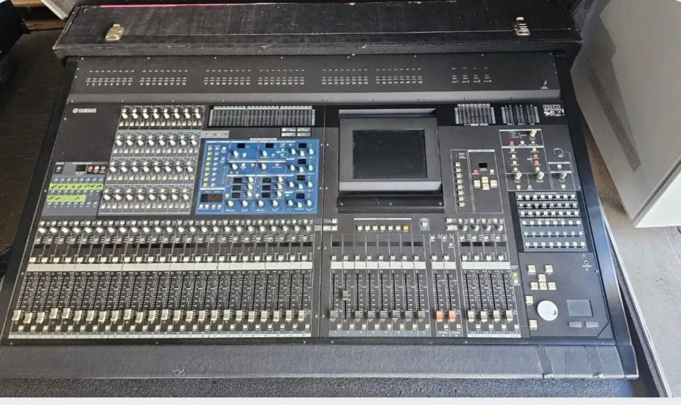 Mesa de som yamaha PM5D Mixer profissional digital 