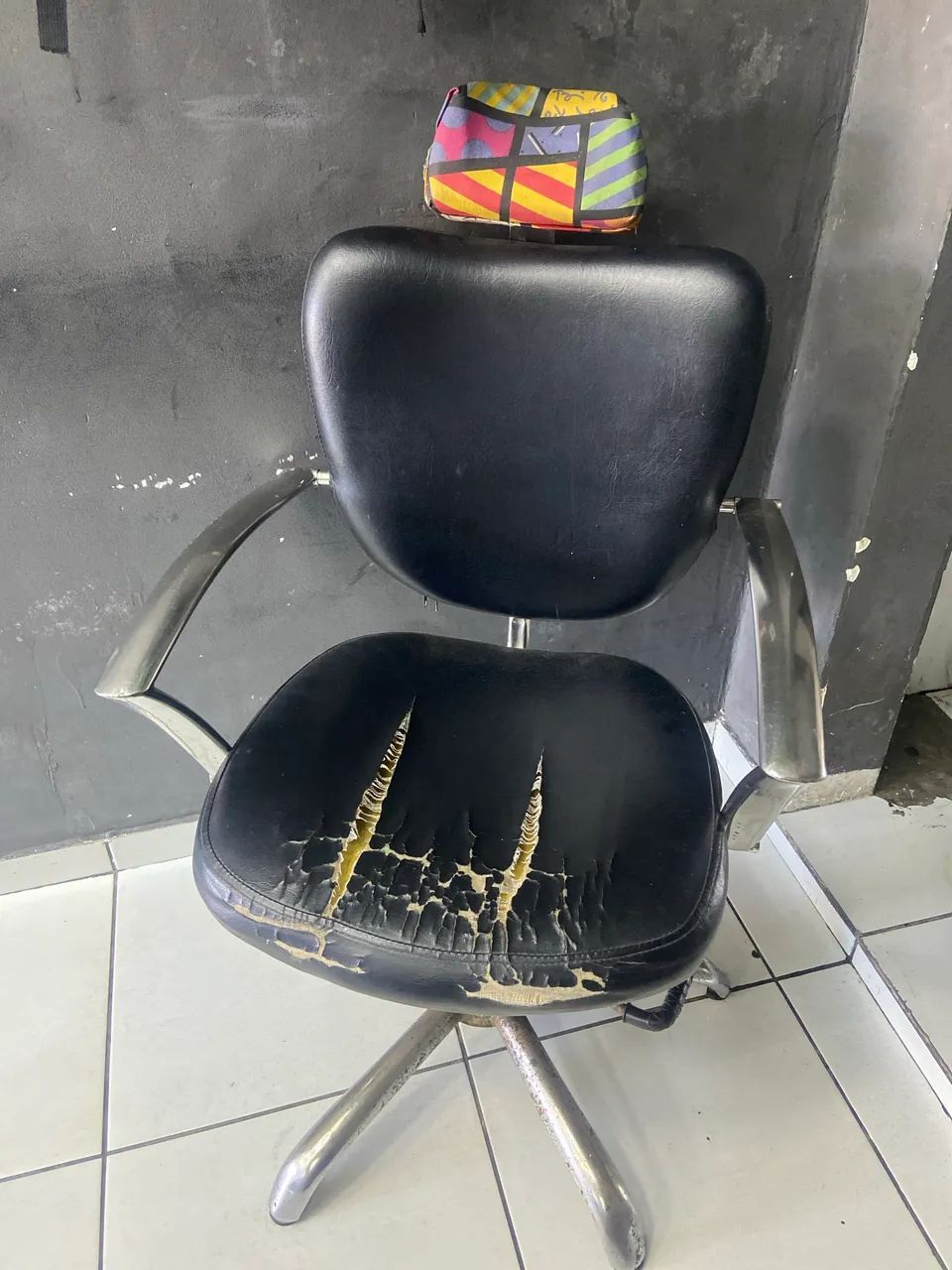 Cadeira  pra salão  - Foto 3
