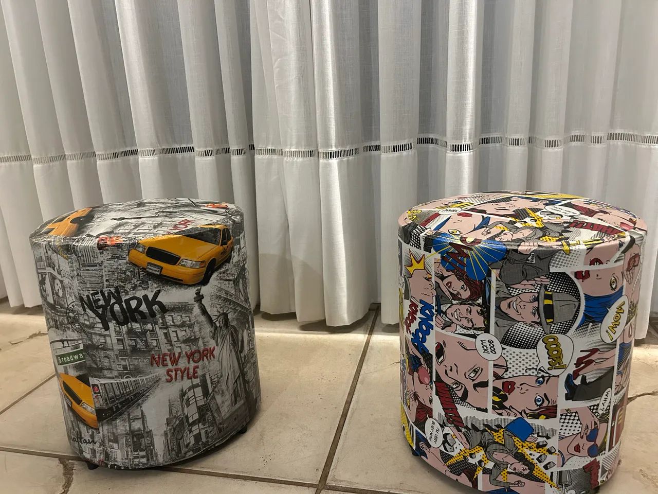 2 Puffs decorados para sala/quarto