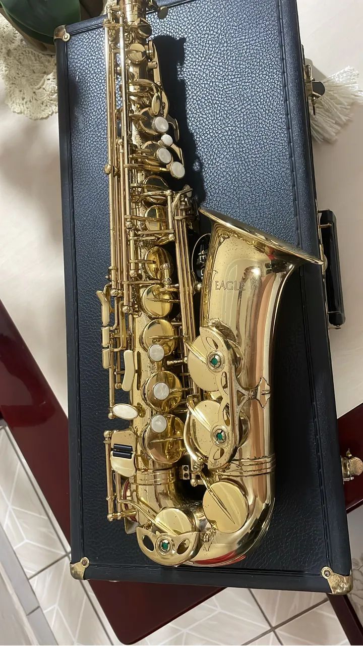 Saxofone Alto Eagle sa 500