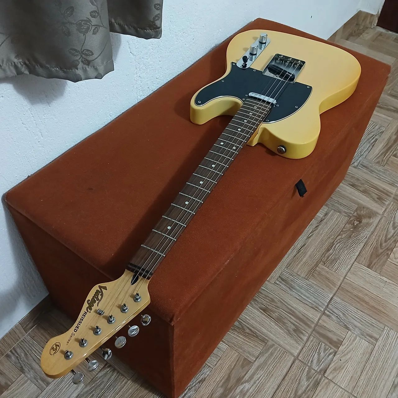 Guitarra Vintage V2 !! - Foto 2
