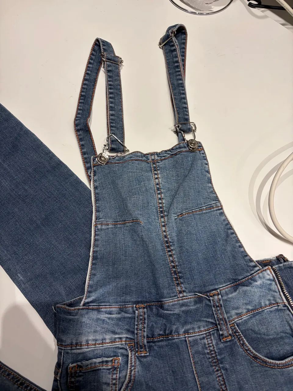 macacão jeans colcci p - Foto 4