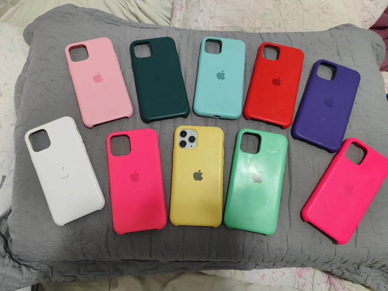 iPhone 11 pro  256Gb com 10 capinhas  - Foto 4