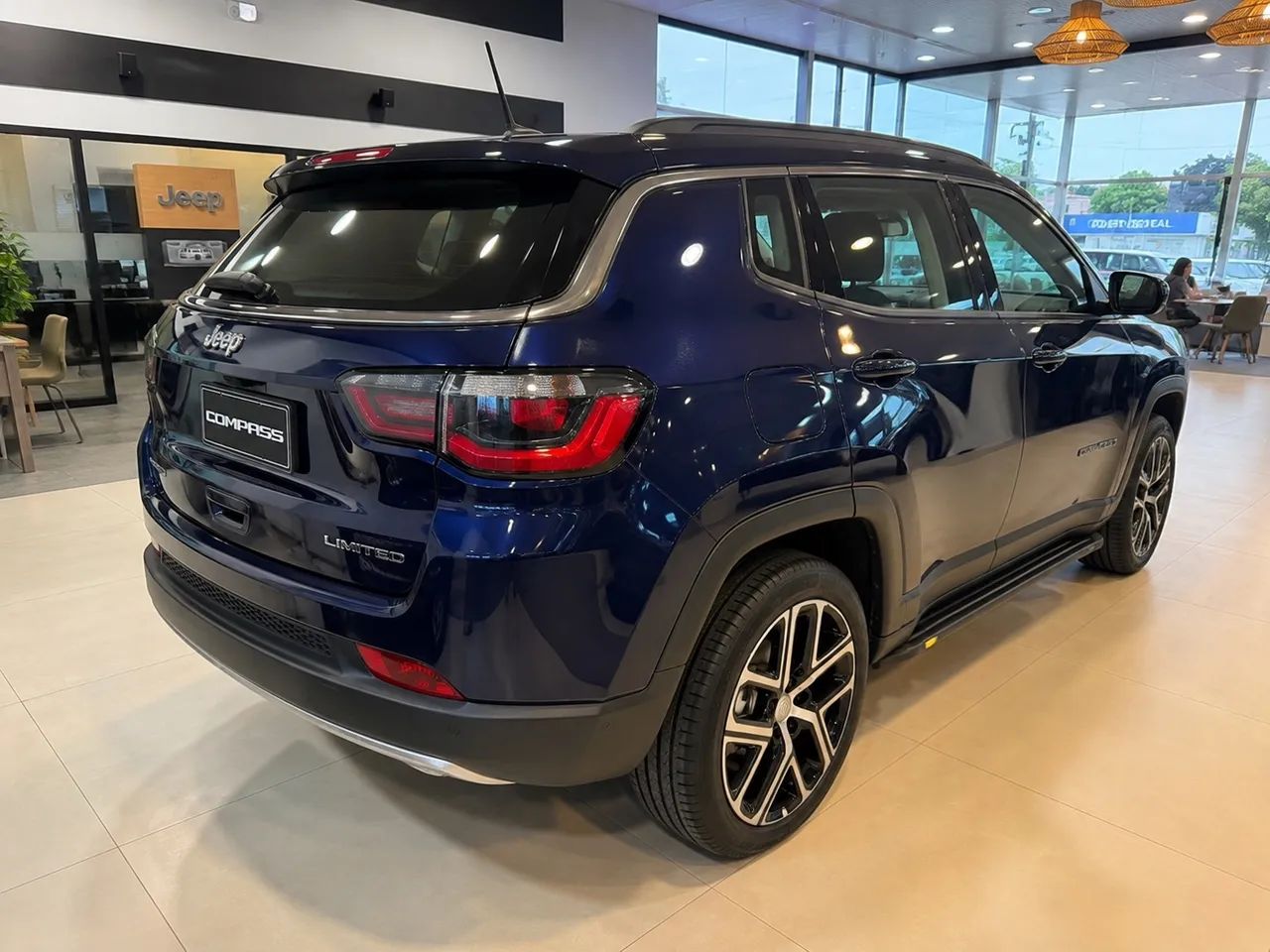 Jeep Compass Long. T270 1.3 TB 4X2 Flex AUT 2026 - Foto 5