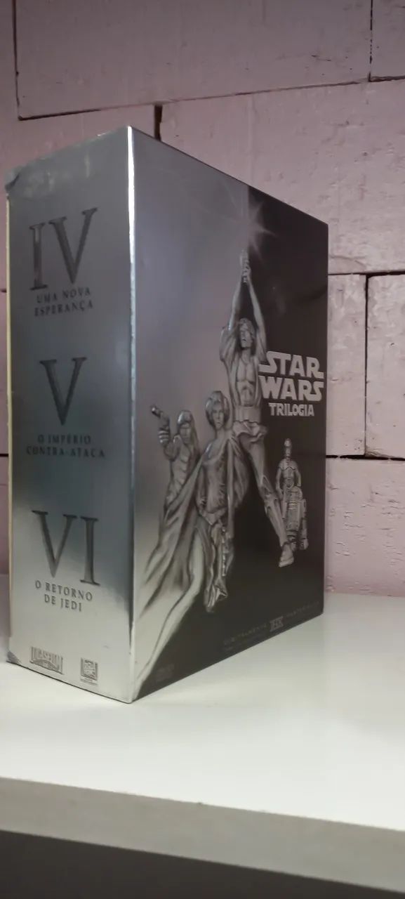 Box DVD - Trilogia Star Wars - Episódios IV, V, VI + DISCO BÔNUS (Box com 4 DVDs) - Foto 2