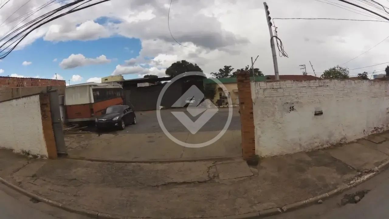 Imovel comercial terrejo com casa 1.296 m2 de terreno codigo: 335102