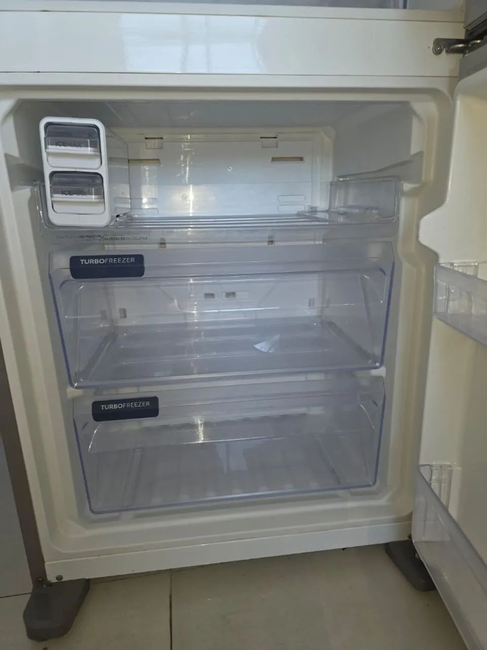 Geladeira Eletrolux 490l - Foto 2