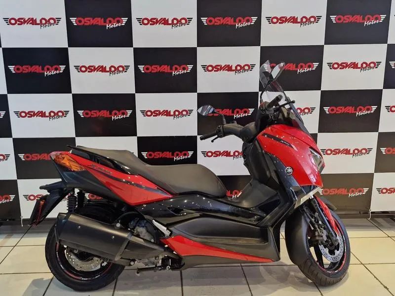 YAMAHA XMAX 2024 - Foto 2