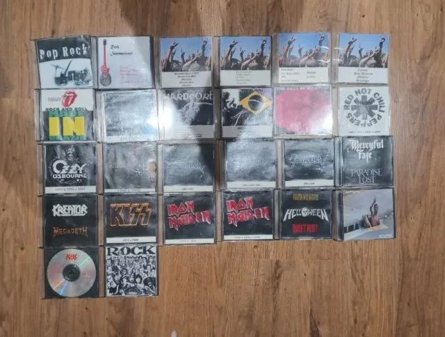 Cd's de rock, lote com 63 unidades = R$ 60,00 - Foto 2
