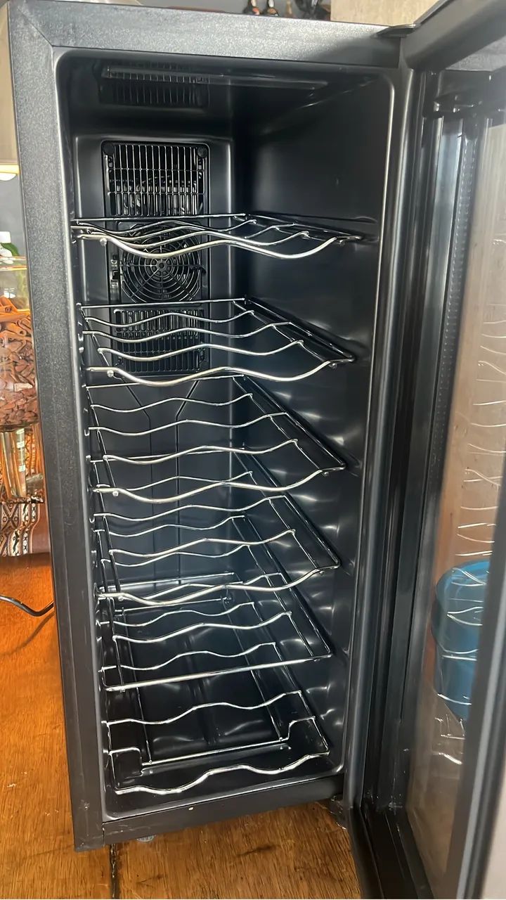 Condicionador/Adega climatizadora Electrolux  - Foto 2