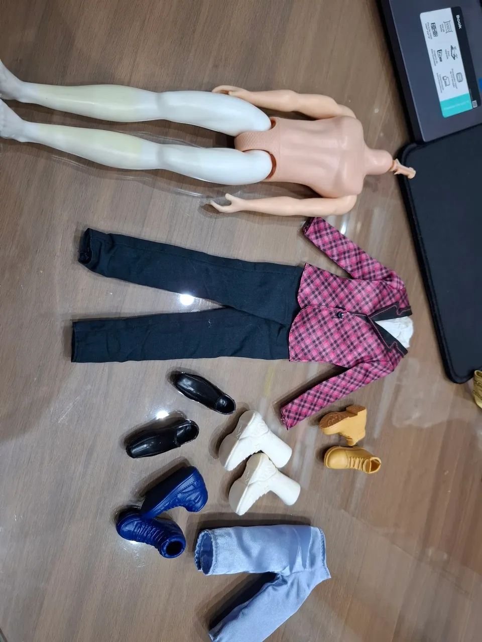 Lote boneco ken barbie