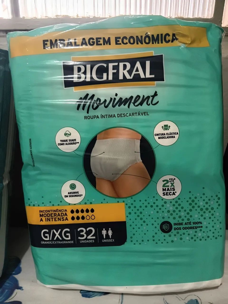 Roupa íntima descartável.
